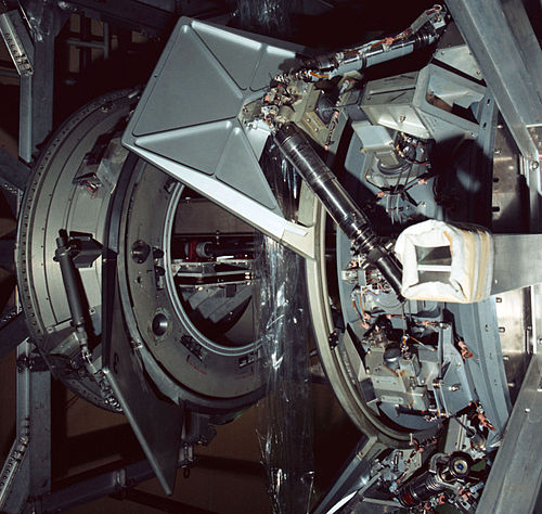 Androgynous Peripheral Attach System